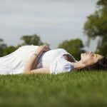 keeping cool when pregnant, tips for keeping cool during warm weather pregnant, keeping cool pregnancy, pregnancy stress/maternityandinfant