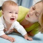 bang on the head, what to do if my baby bangs his head, bang on the head baby