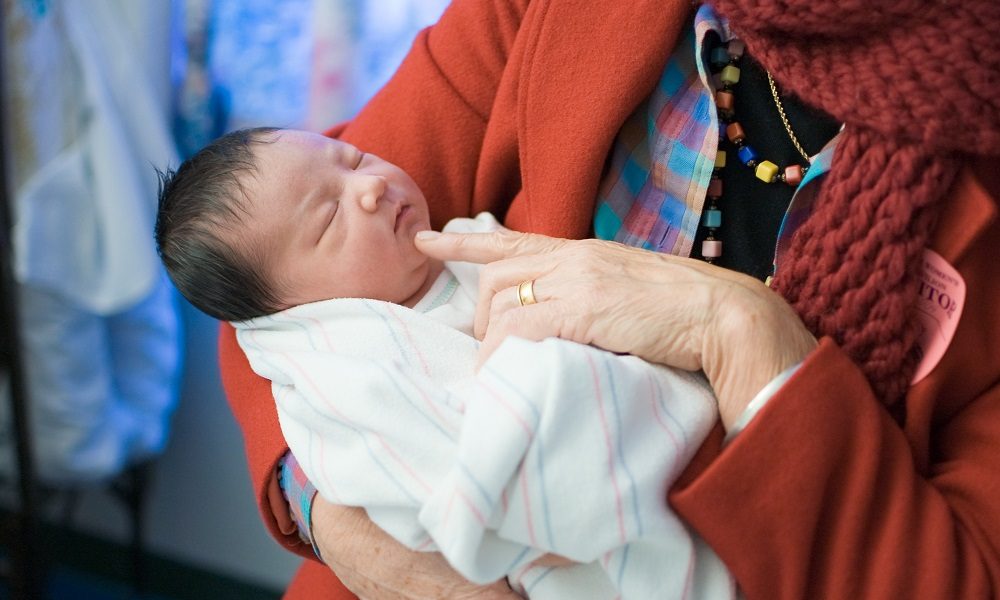 6 rules for visiting a newborn maternity and infant family